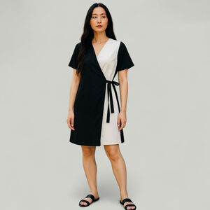 Black and White Wrap Dress Women Size Medium Midi Color block Short Sleeves